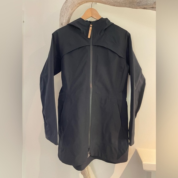 Indyeva Tufan Jacket - Black - Brand new never worn - Picture 1 of 3